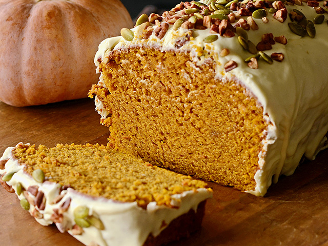 Pumpkin Pound Cake (Progressive Farmer image by Rachel Johnson)